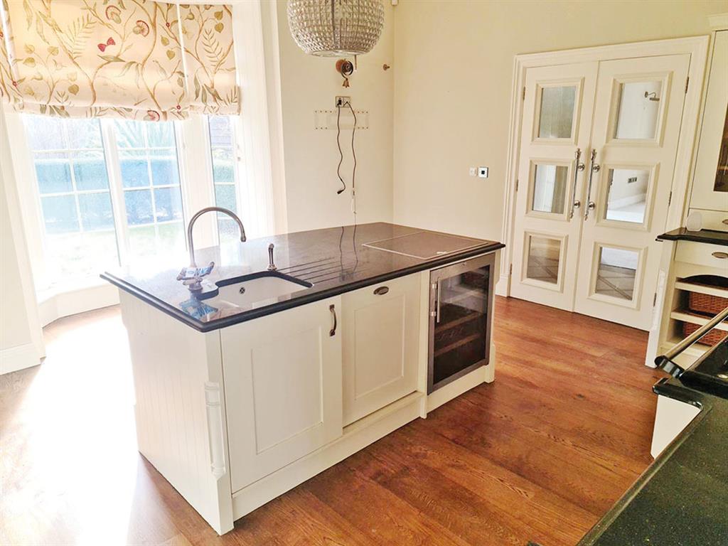 7, Fairlawns, SOUTHAMPTON, Hampshire, SO31 1EG