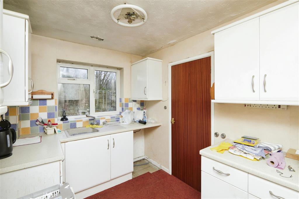 14, Holmesfield Drive, DERBY, Derbyshire, DE3 9JD