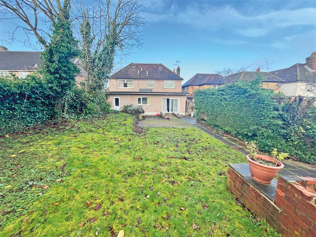 4, Bournehall Avenue, BUSHEY, Hertfordshire, WD23 3AY