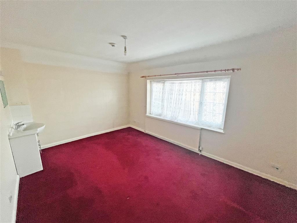 4, Bournehall Avenue, BUSHEY, Hertfordshire, WD23 3AY