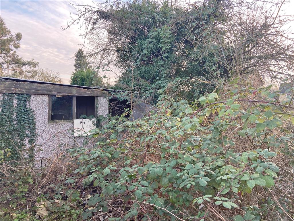 Land r/o 500, Oundle Road, PETERBOROUGH, Cambridgeshire, PE2 7DF
