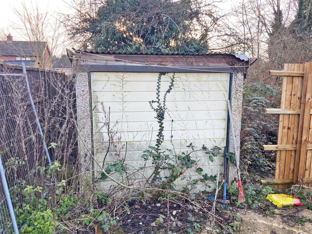 Land r/o 500, Oundle Road, PETERBOROUGH, Cambridgeshire, PE2 7DF