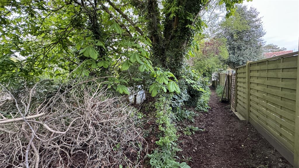 Land North of, 240, Hertingfordbury Road, HERTFORD, Hertfordshire, SG14 2LG