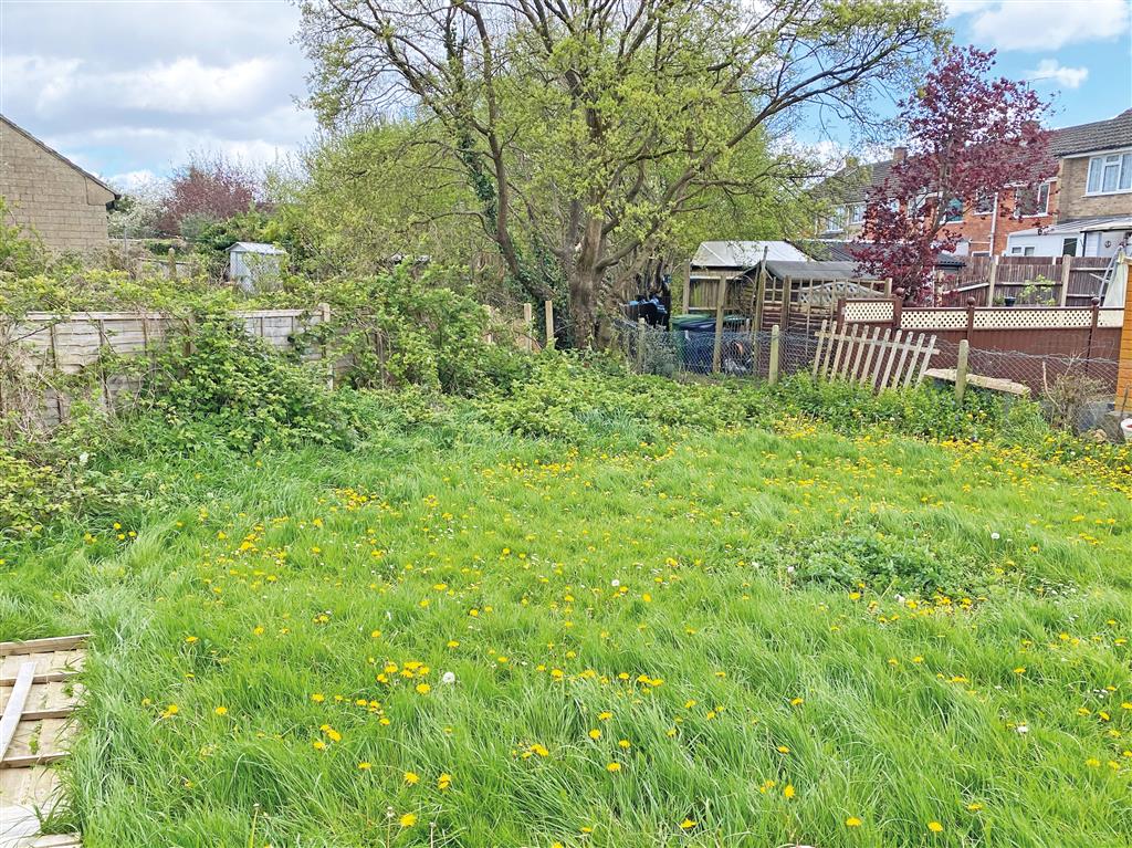 19, Wessex Road, CHIPPENHAM, Wiltshire, SN14 0LR