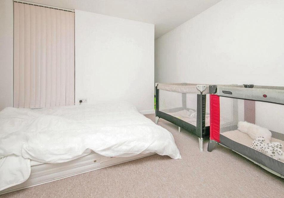 Flat 5, 2, Back Hamlet, IPSWICH, Suffolk, IP3 8AJ