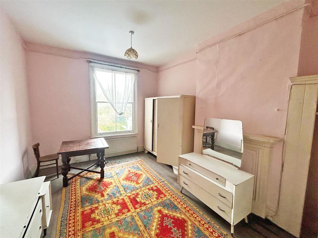 132, Walm Lane, London, NW2 4RT