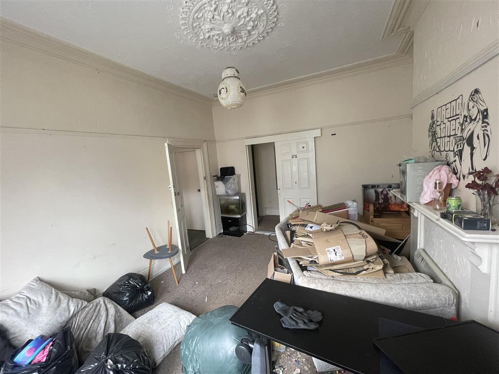 Flat 2, 10, Percy Terrace, PLYMOUTH, Devon, PL4 7HG