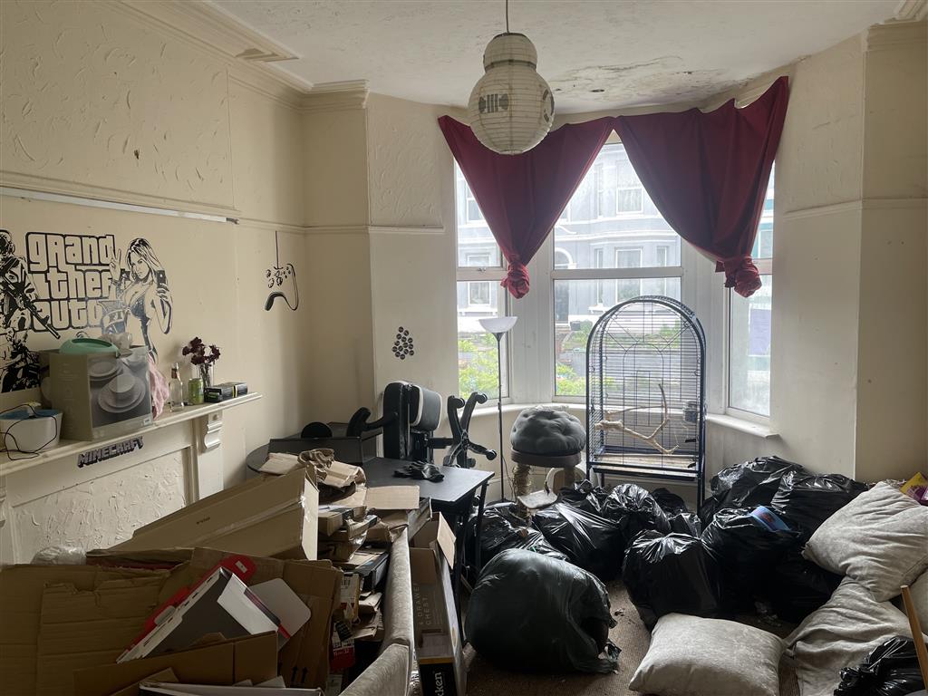 Flat 2, 10, Percy Terrace, PLYMOUTH, Devon, PL4 7HG