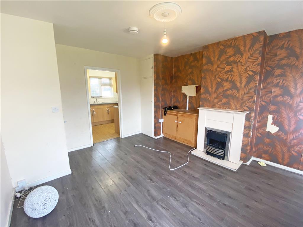 55, Queens Road, SWINDON, Wiltshire, SN4 8AH