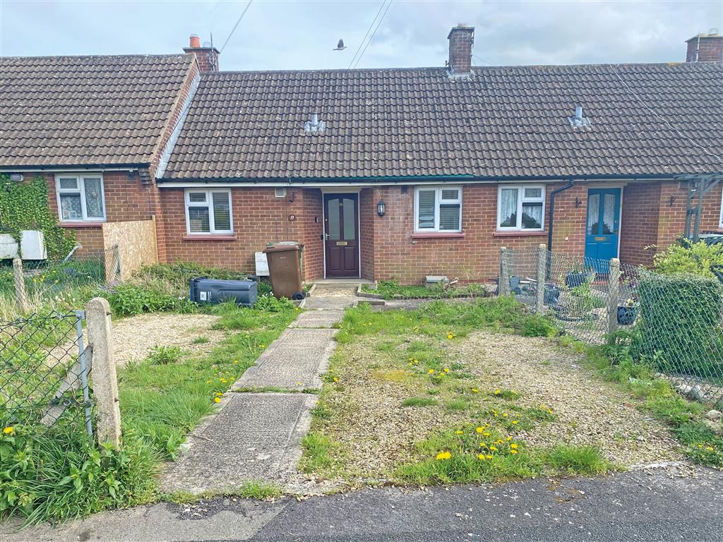 55, Queens Road, SWINDON, Wiltshire, SN4 8AH