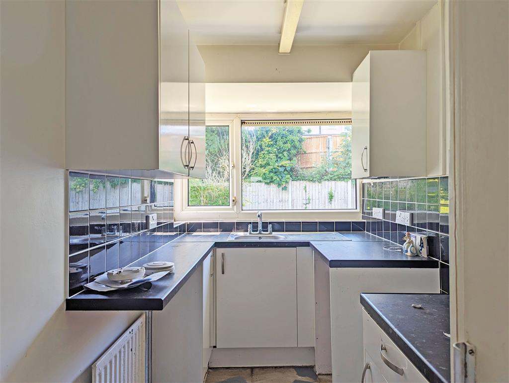 6, Pengarth Road, BEXLEY, Kent, DA5 1DT