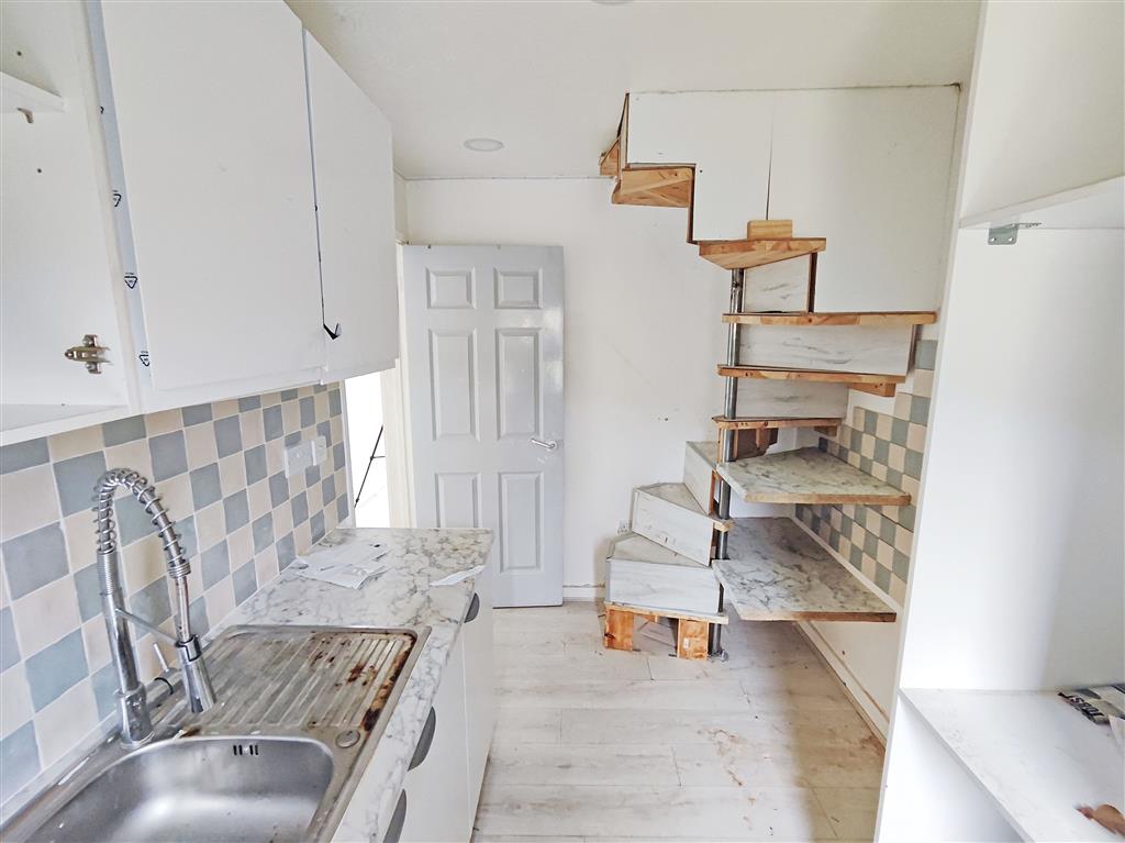 91, Harpers Road, BIRMINGHAM, West Midlands, B31 4AT