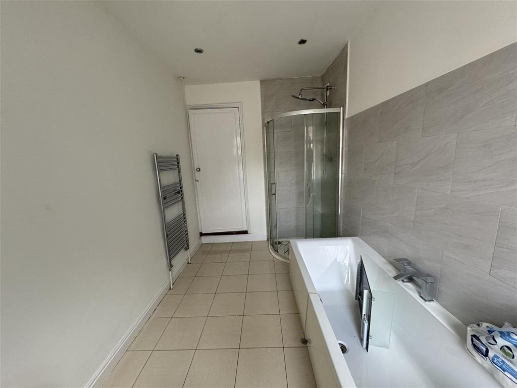 18, Stuart Street, LEICESTER, Leicestershire, LE3 0DU