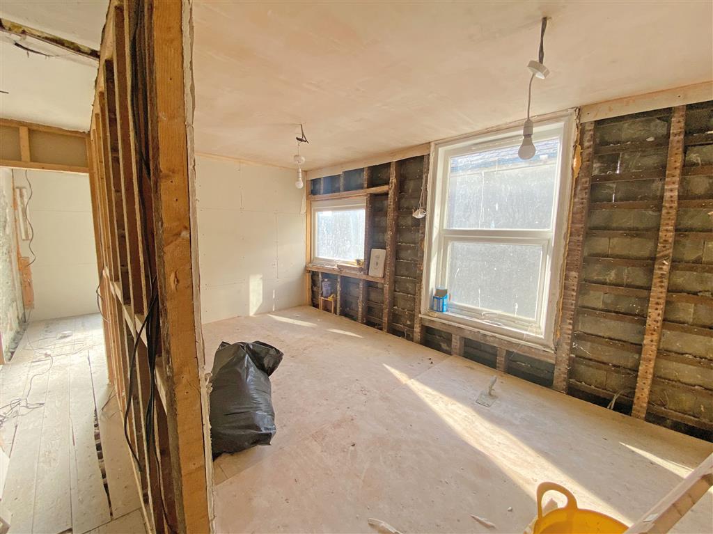 First Floor Flat, 13, Victoria Place, PLYMOUTH, Devon, PL2 1BY