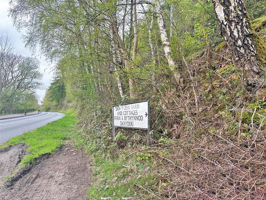 Plot 1, Dan-y-Deri Farm, MERTHYR TYDFIL, Mid Glamorgan, CF48 4SN