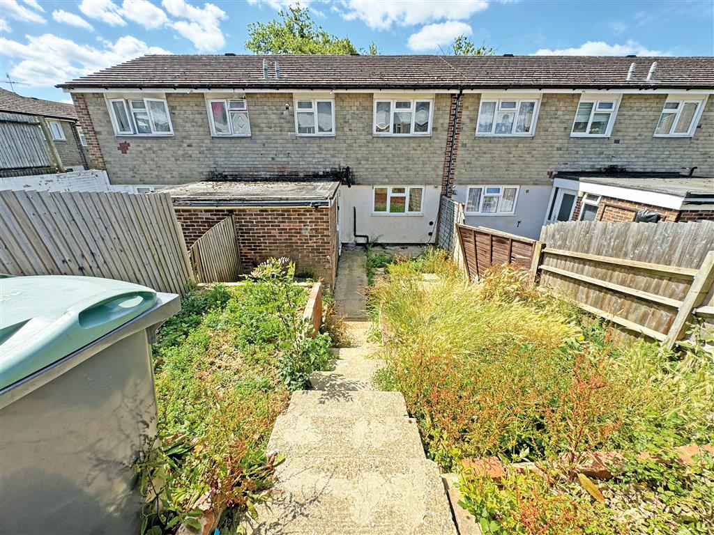 3, Thames Road, TONBRIDGE, Kent, TN10 3JG