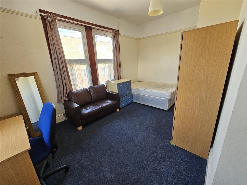 135, Lodge Road, SOUTHAMPTON, Hampshire, SO14 6QQ