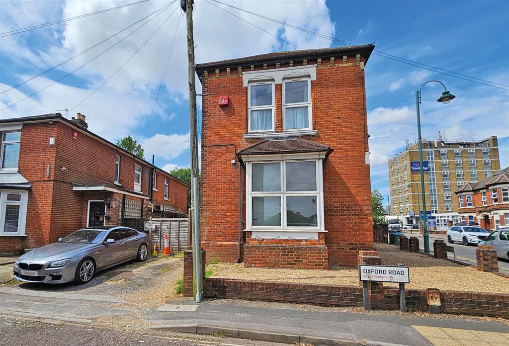 135, Lodge Road, SOUTHAMPTON, Hampshire, SO14 6QQ