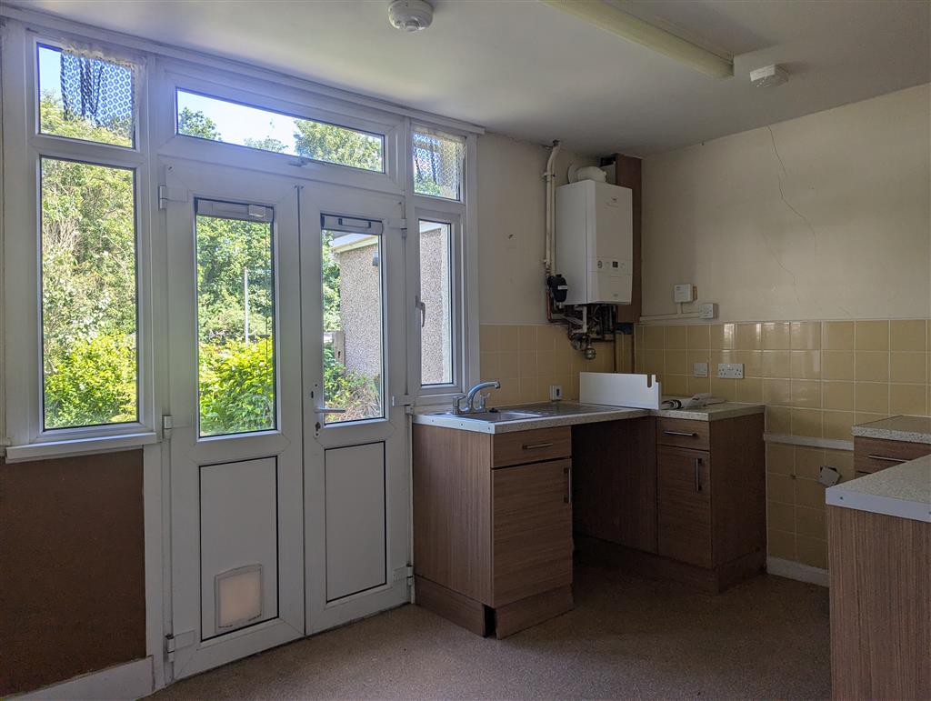 61, Parkside Avenue, BEXLEYHEATH, Kent, DA7 6NH