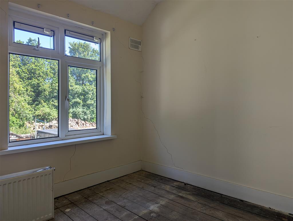61, Parkside Avenue, BEXLEYHEATH, Kent, DA7 6NH