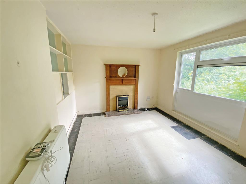 40, Yatesbury Village, CALNE, Wiltshire, SN11 8YG