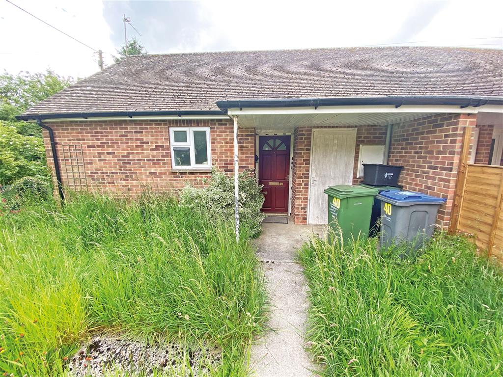 40, Yatesbury Village, CALNE, Wiltshire, SN11 8YG
