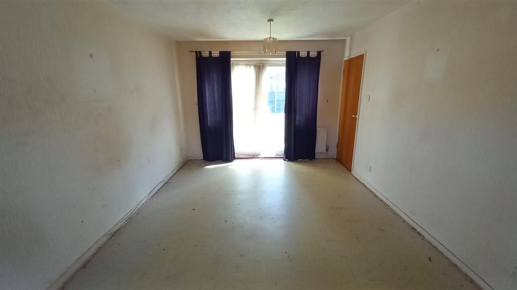 26, Pilgrim Close, MORDEN, Surrey, SM4 6QA