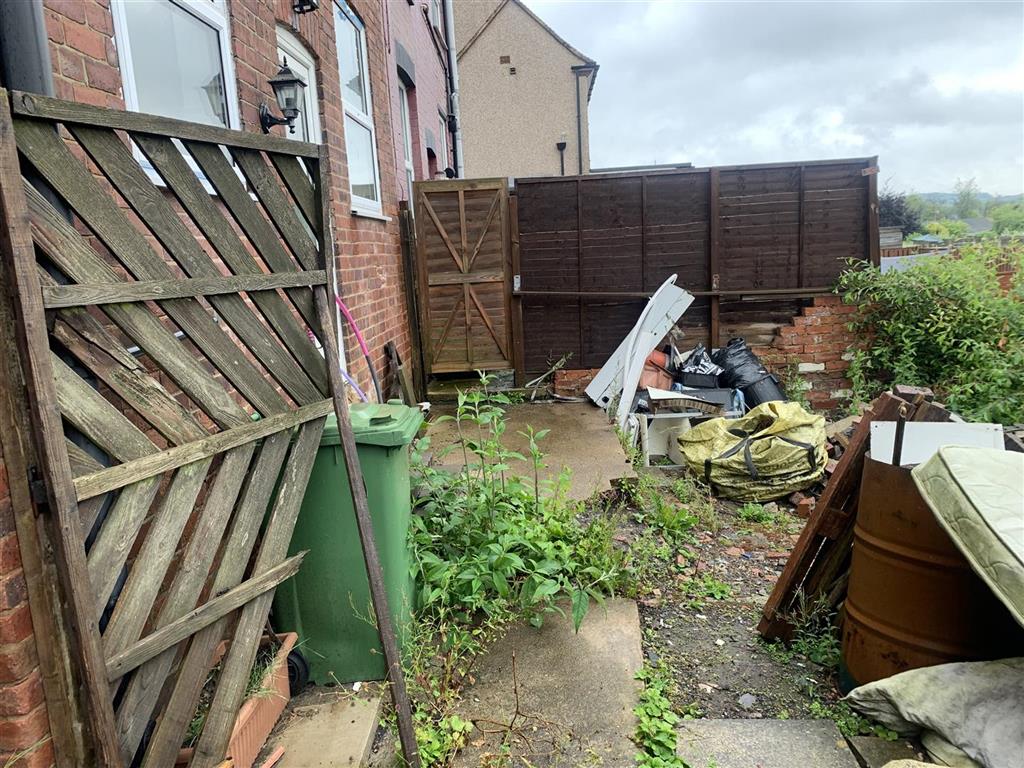 394, Derby Road, CHESTERFIELD, Derbyshire, S40 2EU