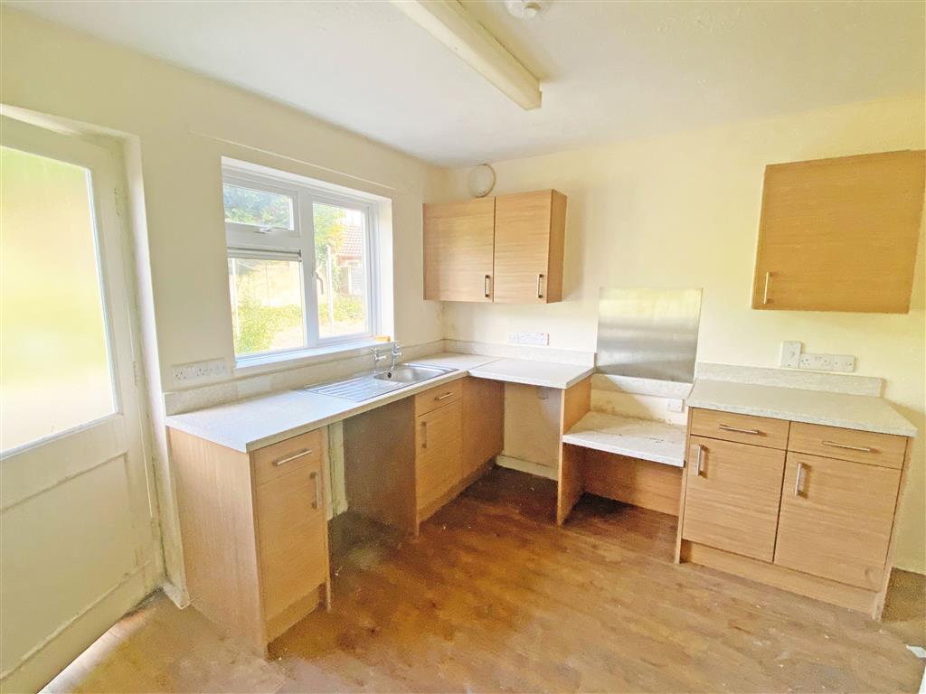 39, Newnton Grove, MALMESBURY, Wiltshire, SN16 0DS