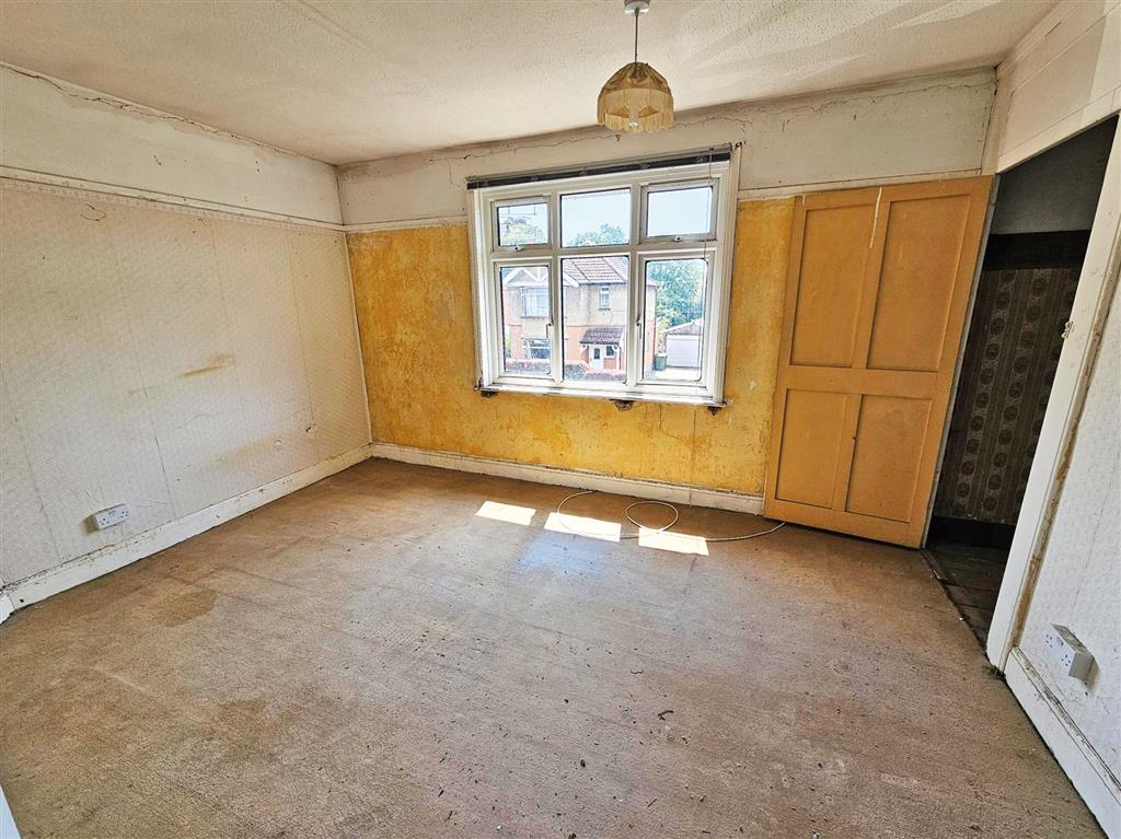 17, Hatley Road, SOUTHAMPTON, Hampshire, SO18 6NW