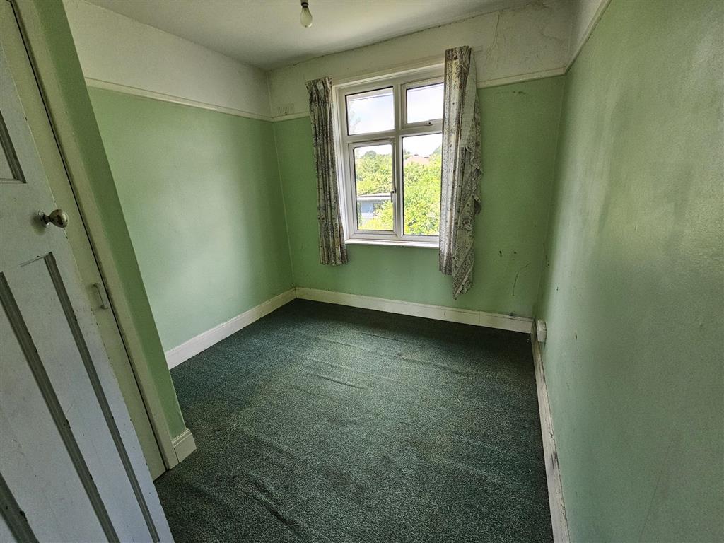 17, Hatley Road, SOUTHAMPTON, Hampshire, SO18 6NW