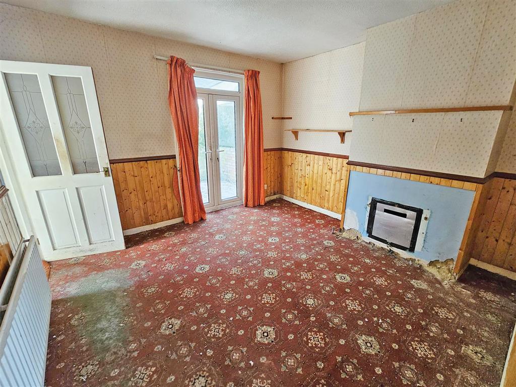 17, Hatley Road, SOUTHAMPTON, Hampshire, SO18 6NW