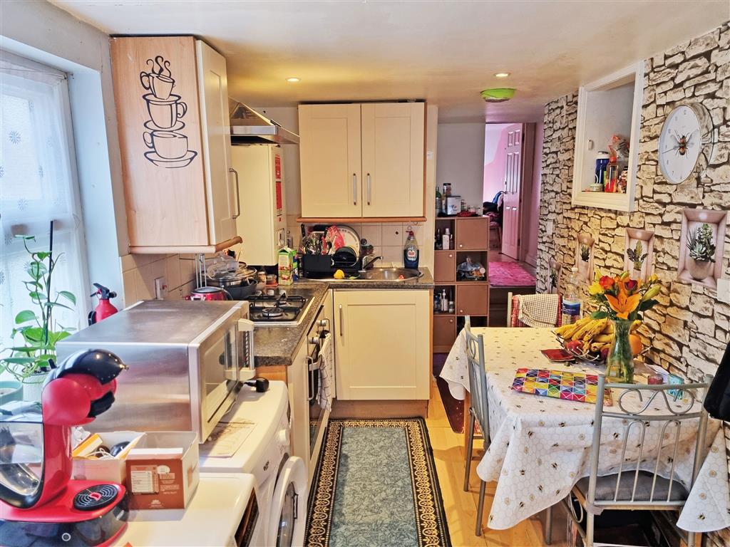 Flat 1C, St. Margarets Avenue, Tottenham, London, N15 3DH