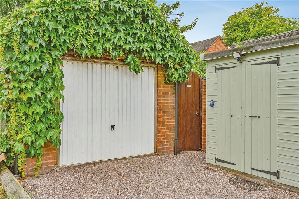 Gable Cottage, High Street, UTTOXETER, Staffordshire, ST14 8LD