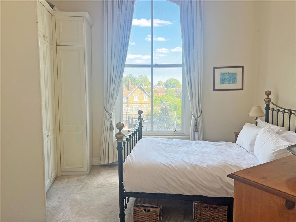 Flat 2, The Roundhouse, 2, North Side Wandsworth Common, LONDON, London, SW18 2SS