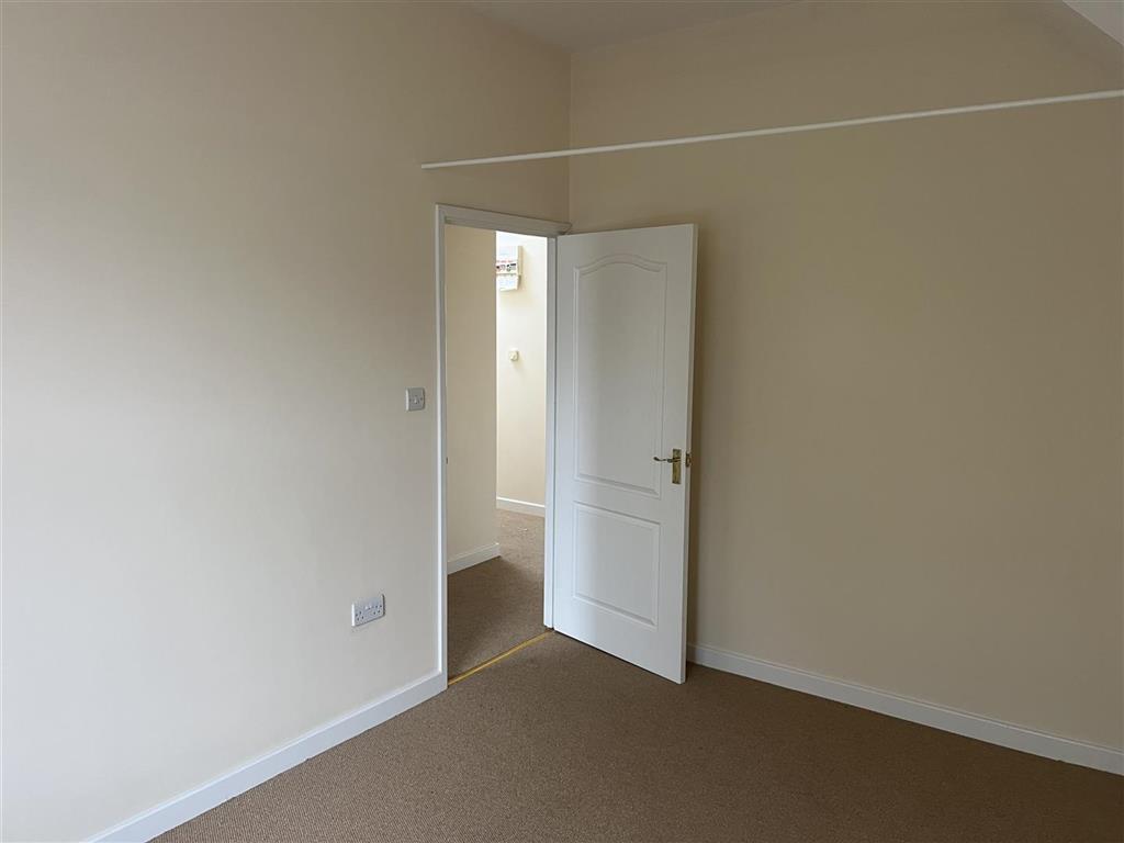 Flat 3, 8, Chester Street, BRISTOL, Avon, BS5 6HZ