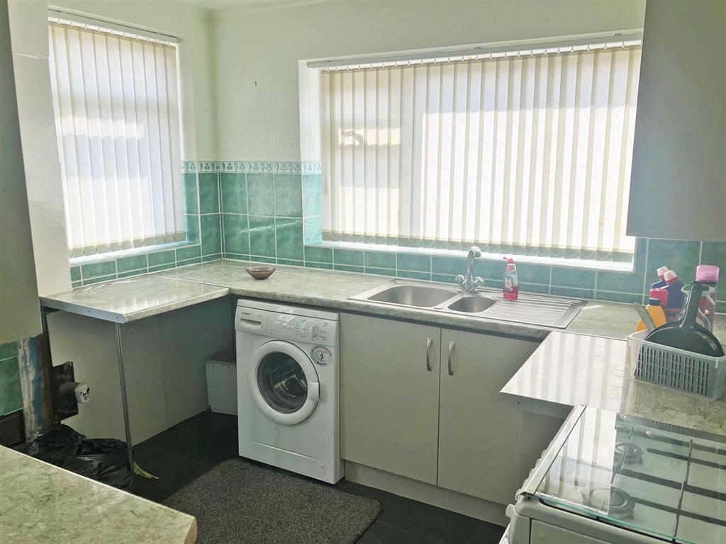 61, Owston Road, DONCASTER, South Yorkshire, DN6 8DA
