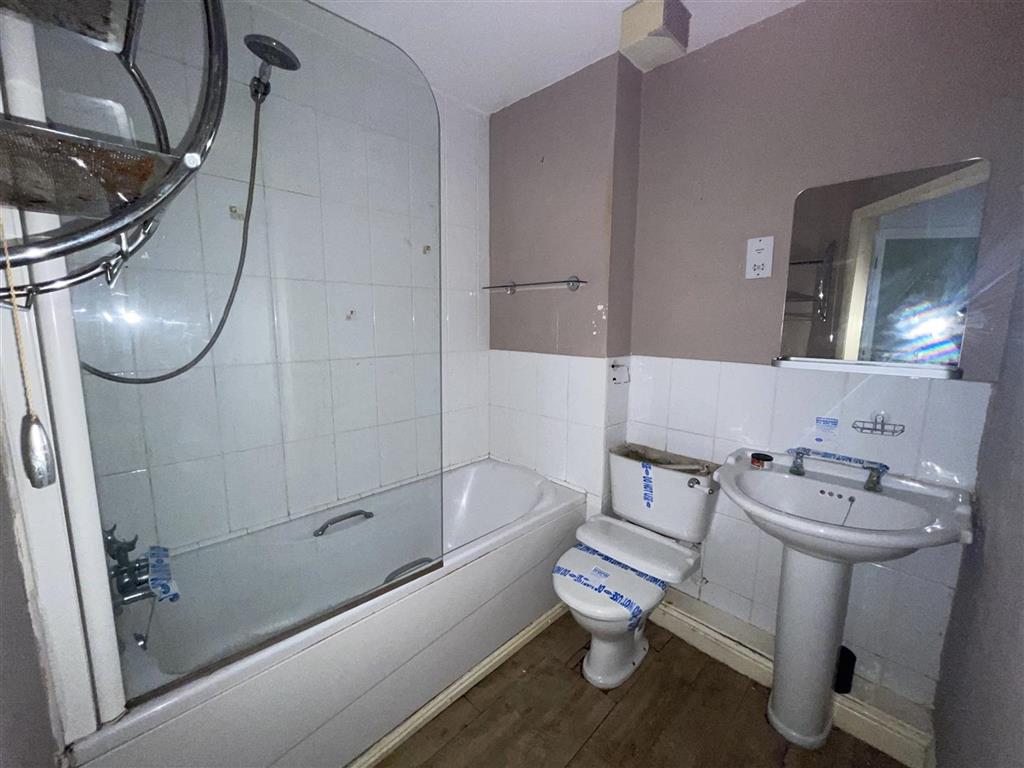 8, Drayman Close, WALSALL, West Midlands, WS1 3JR
