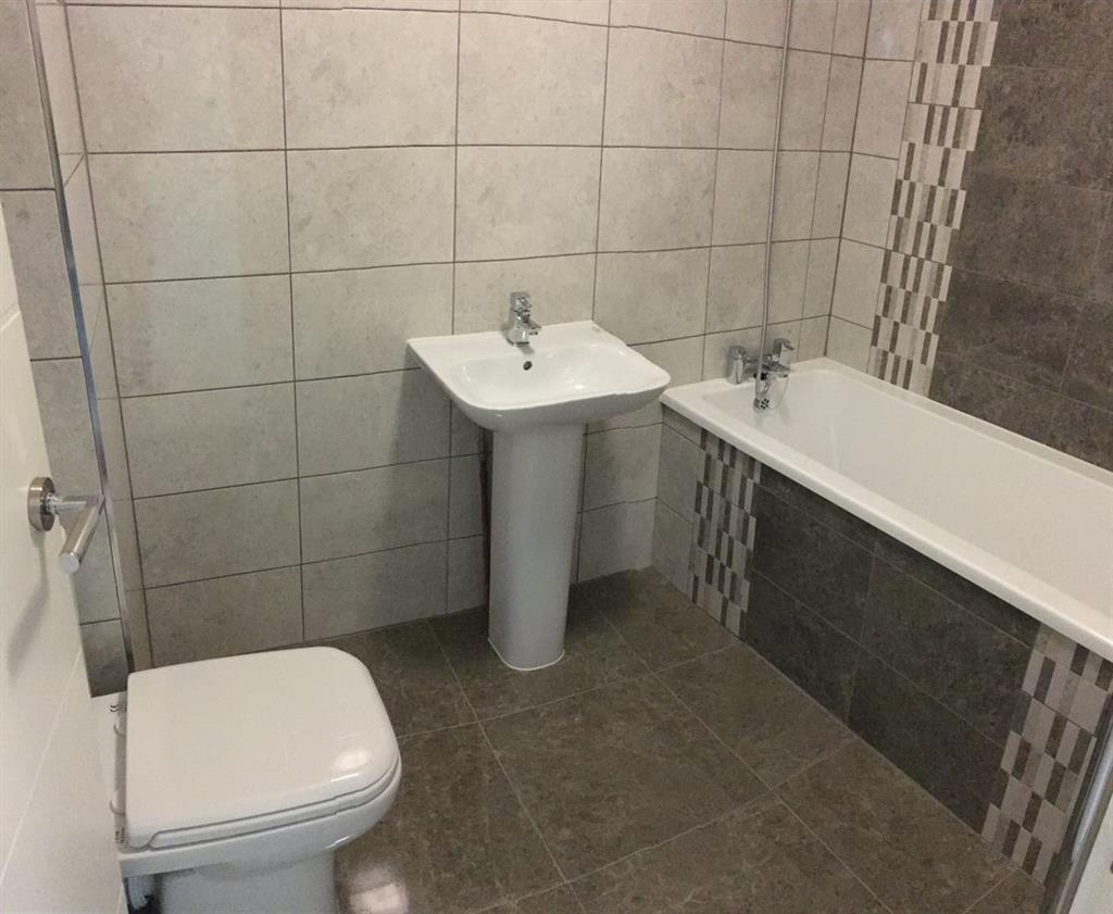 Flat A, 114, Hither Green Lane, Lewisham, London, SE13 6QA