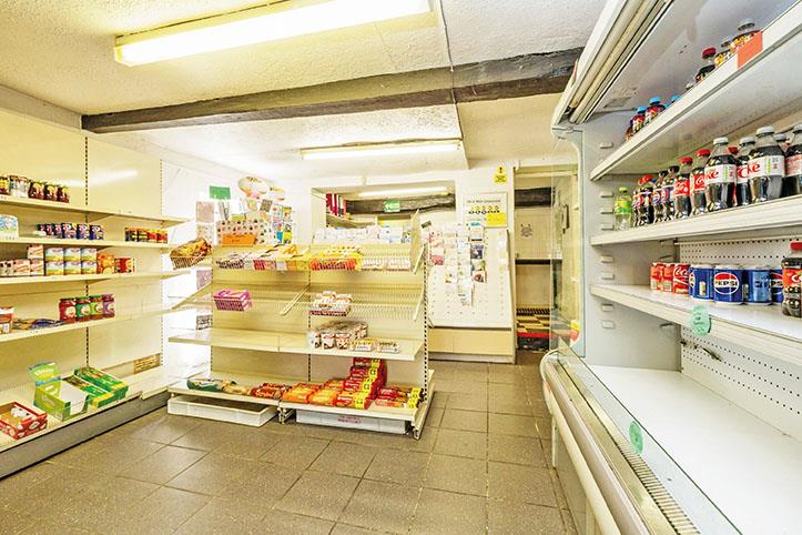 54, High Street, LINCOLN, Lincolnshire, LN4 3DX