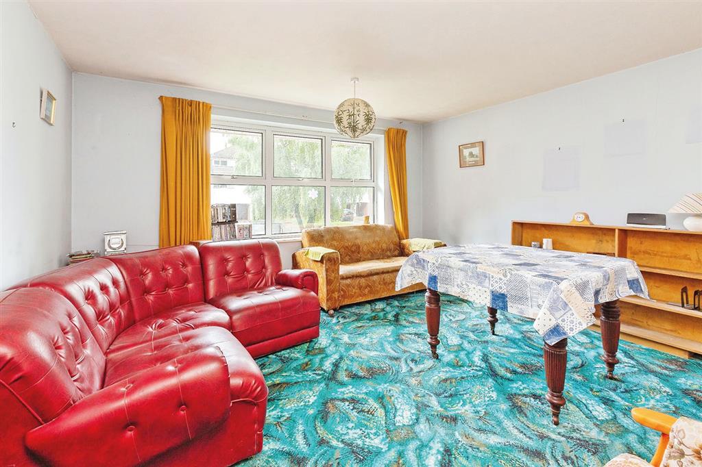 77, Grasmere Way, LEIGHTON BUZZARD, Bedfordshire, LU7 2QL
