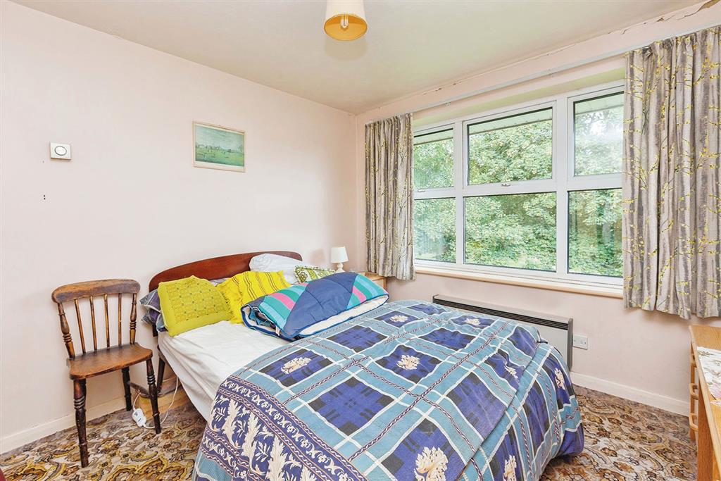 77, Grasmere Way, LEIGHTON BUZZARD, Bedfordshire, LU7 2QL