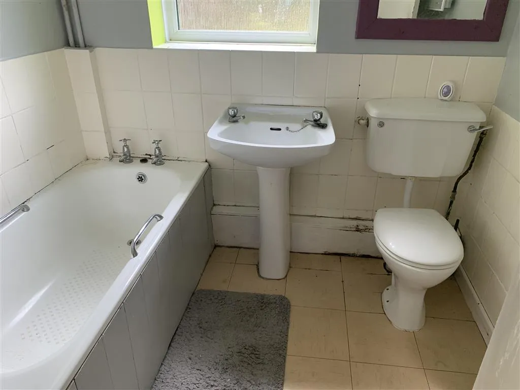 57, Thurlocks, YEOVIL, Somerset, BA22 8QE