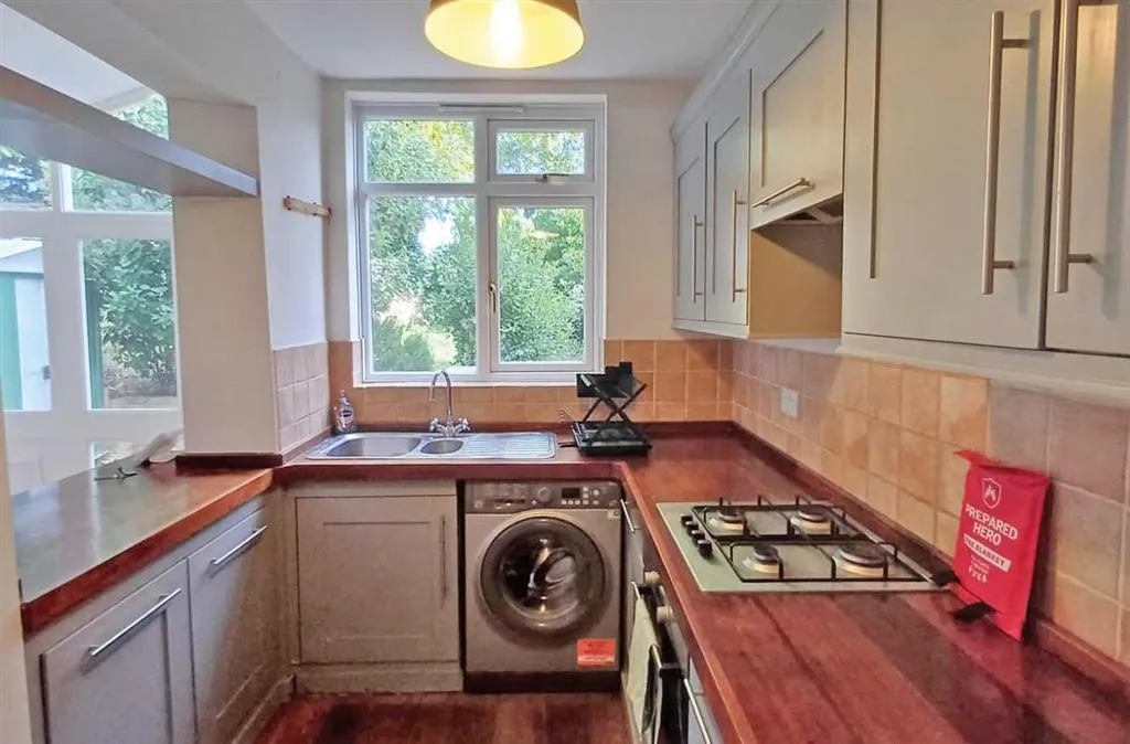 74, Thurlow Hill, WEST DULWICH, London, SE21 8JN