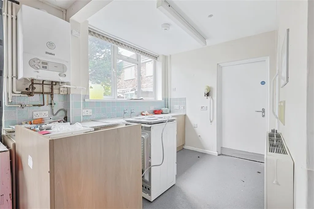 53, Lynmouth Road, GLOUCESTER, Gloucestershire, GL3 3JD
