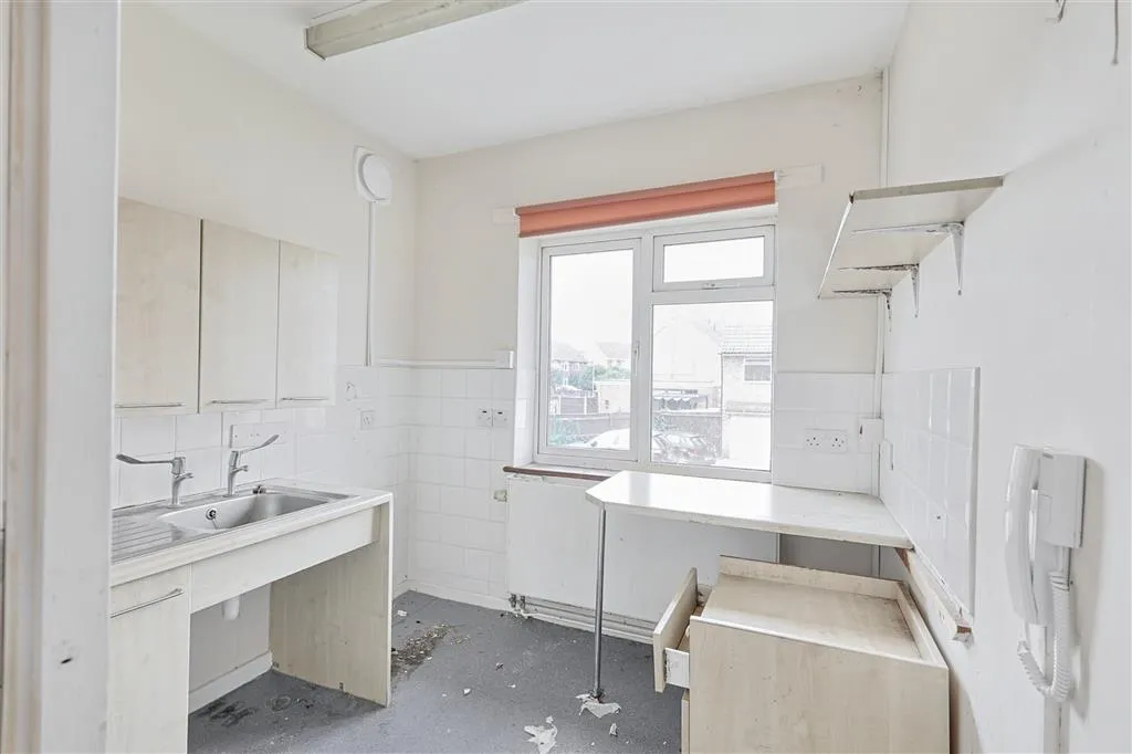 53, Lynmouth Road, GLOUCESTER, Gloucestershire, GL3 3JD