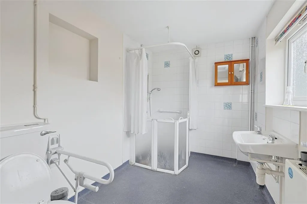 53, Lynmouth Road, GLOUCESTER, Gloucestershire, GL3 3JD