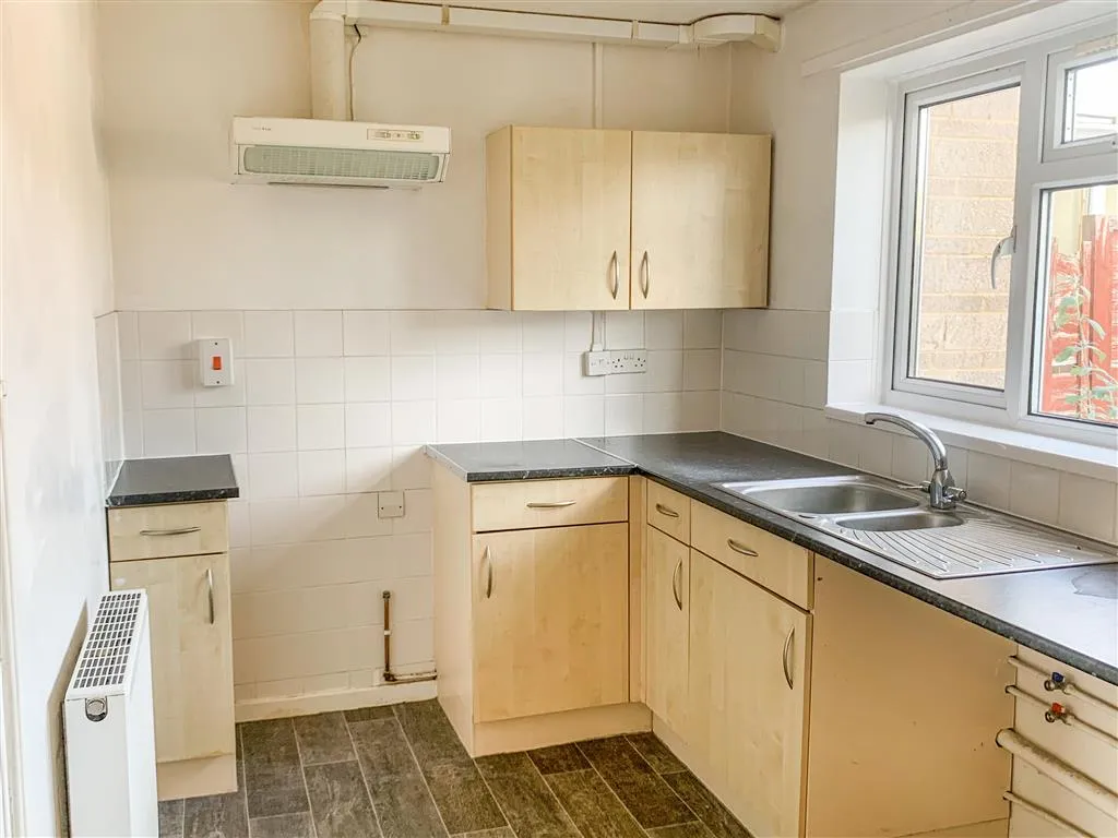 10, Brunel Close, SOMERTON, Somerset, TA11 6LW