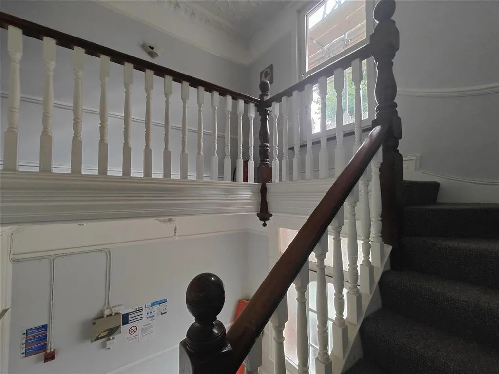 Flat 3, 51, St. James Road, SUTTON, Surrey, SM1 2TG
