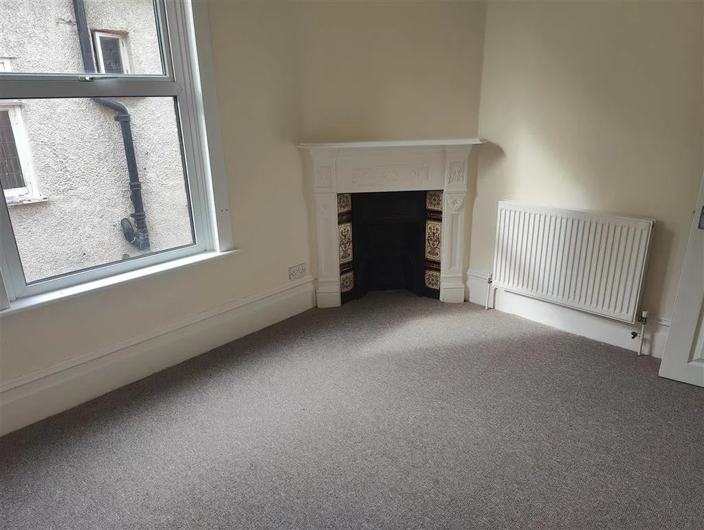 Flat 3, 51, St. James Road, SUTTON, Surrey, SM1 2TG